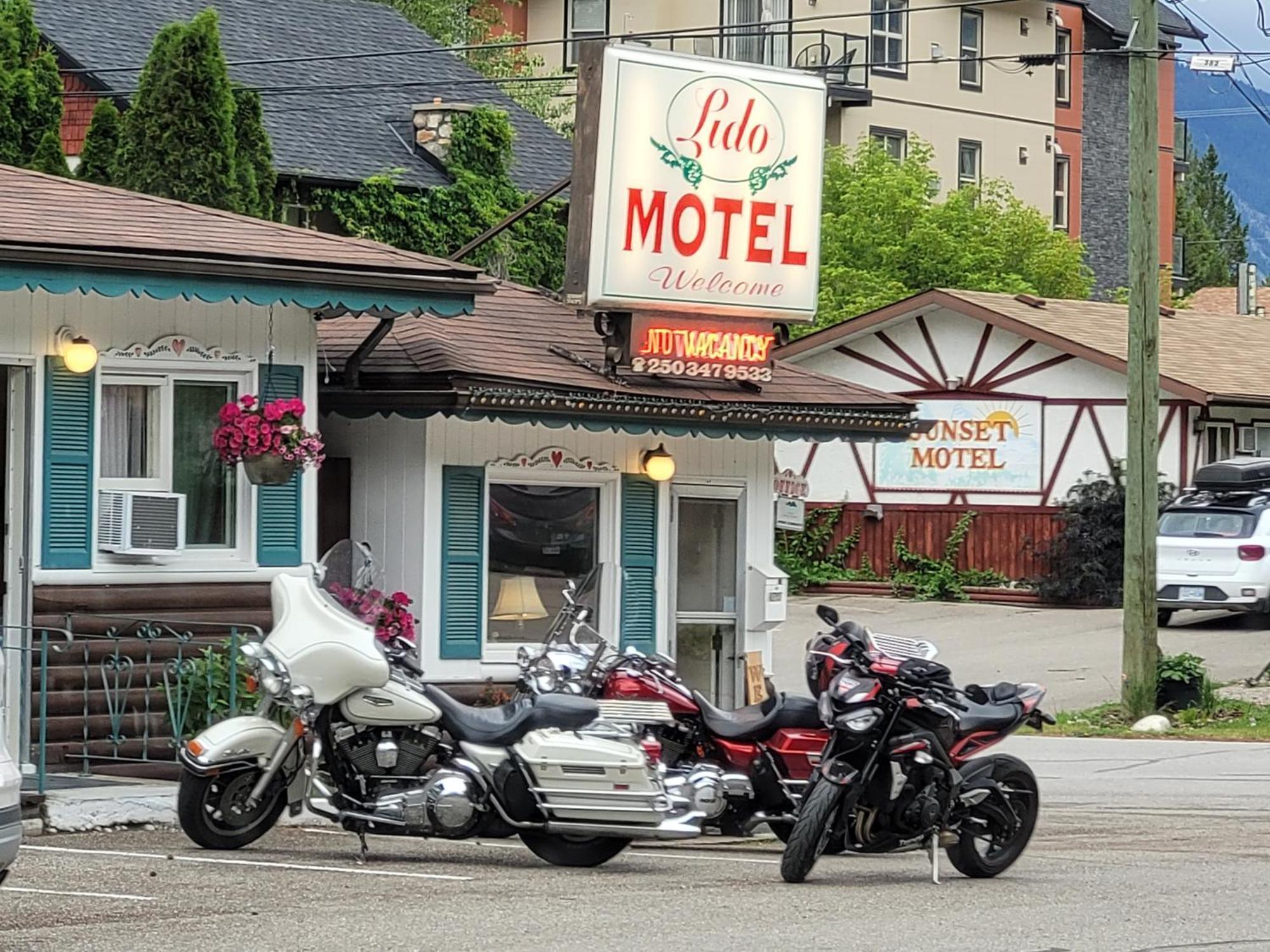 Lido Motel Radium Hot Springs Exterior foto
